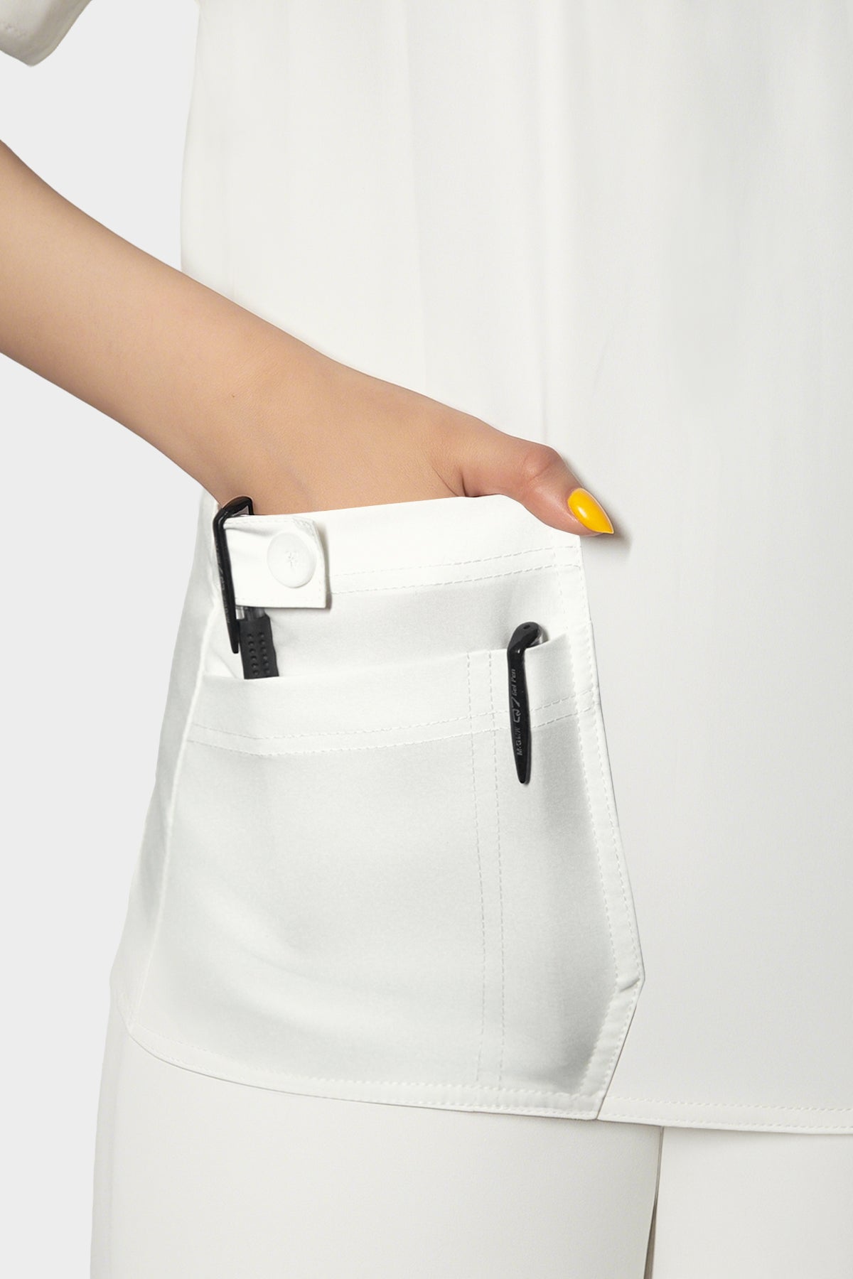 Uniformes de Trabajo Corte Recto - Mujer Blanco crema